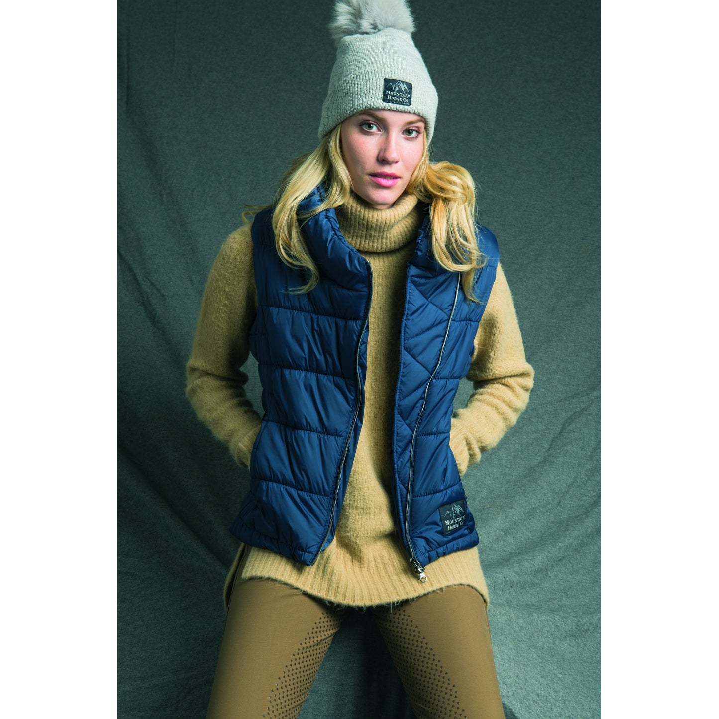 5-881205-navylifestyle.jpg
