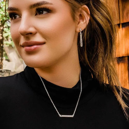 Montana Silversmiths Setting the Crystal Bar Necklace