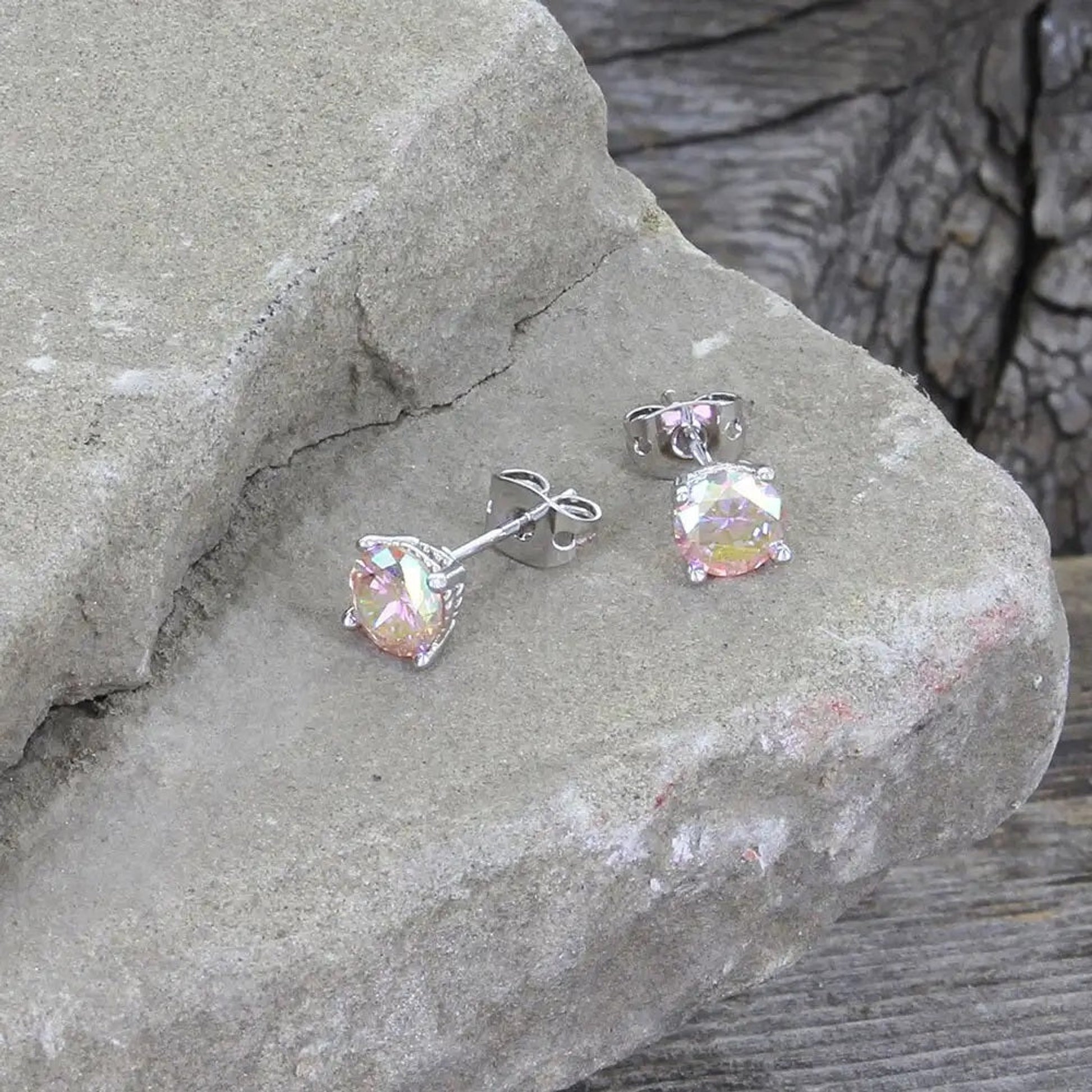 Montana Silversmiths Iridescent Pink Champagne Post Earrings