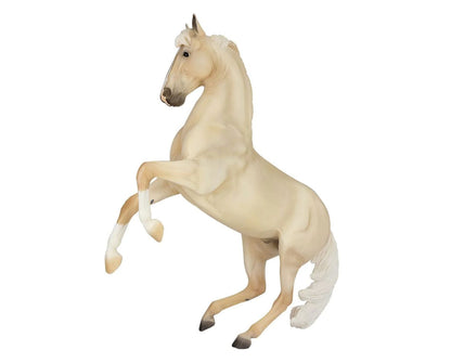 Breyer Cloud: 30th Anniversary Edition - Wild Stallion of the Rockies
