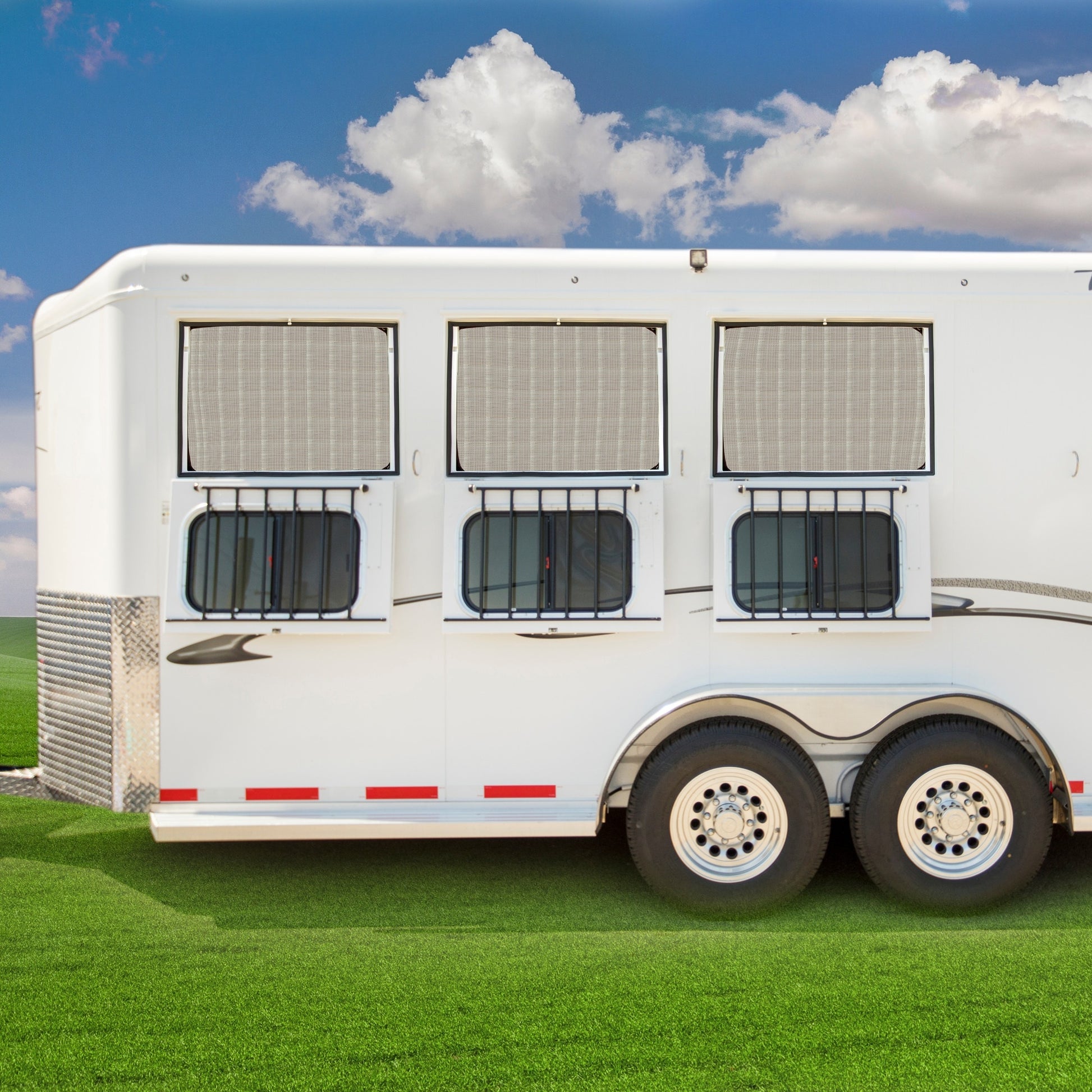 Kensington Trailer Screen