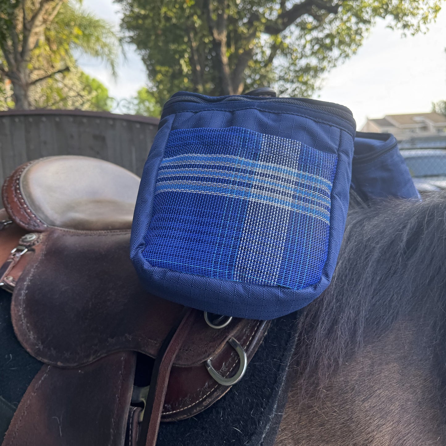 4-527083-03.jpg