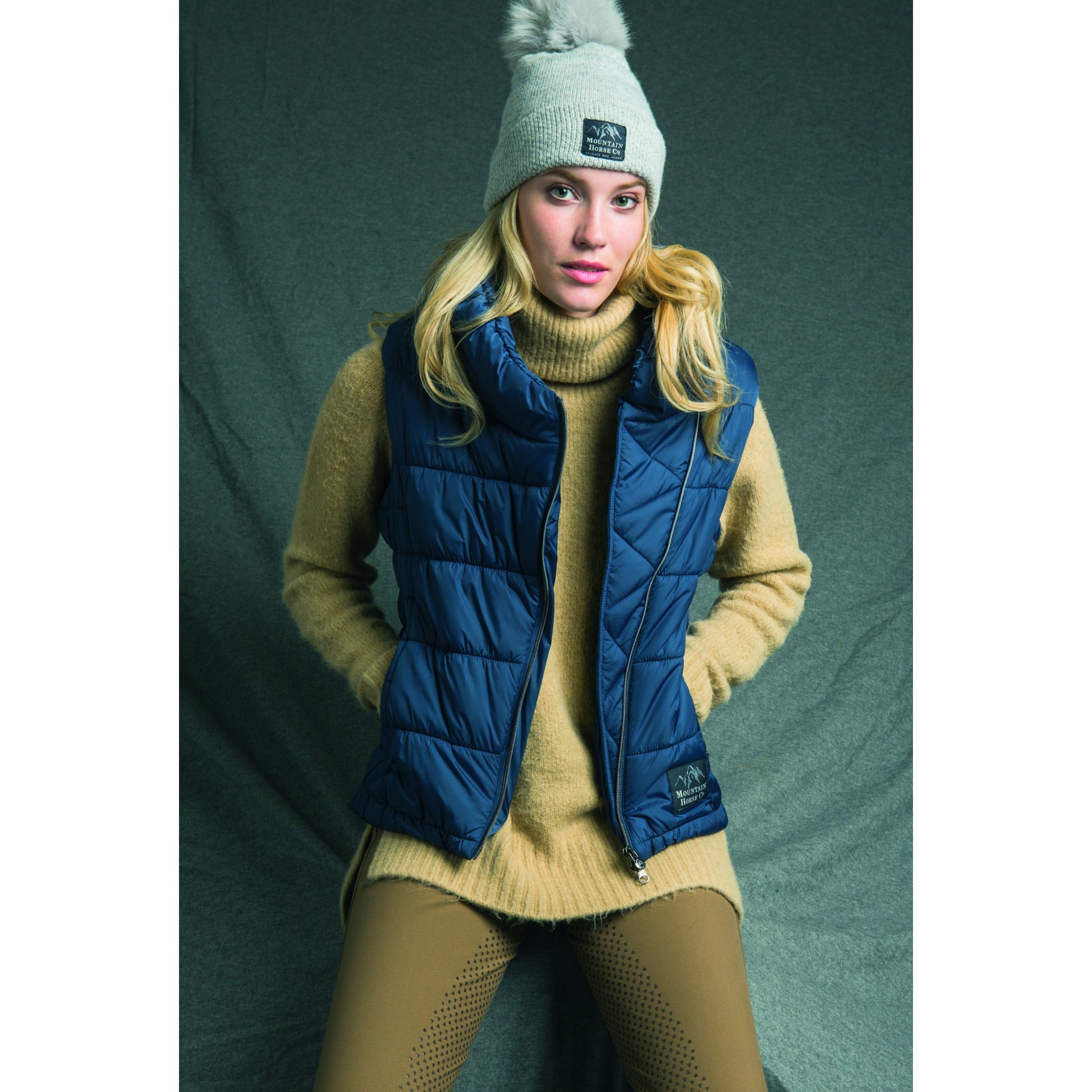 5-881205-navylifestyle.jpg