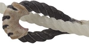 Rattler White Racer Black Eye Piggin String