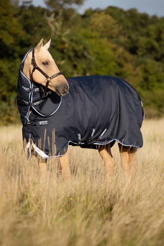 Amigo Bravo 12 Plus Sheet V-Front