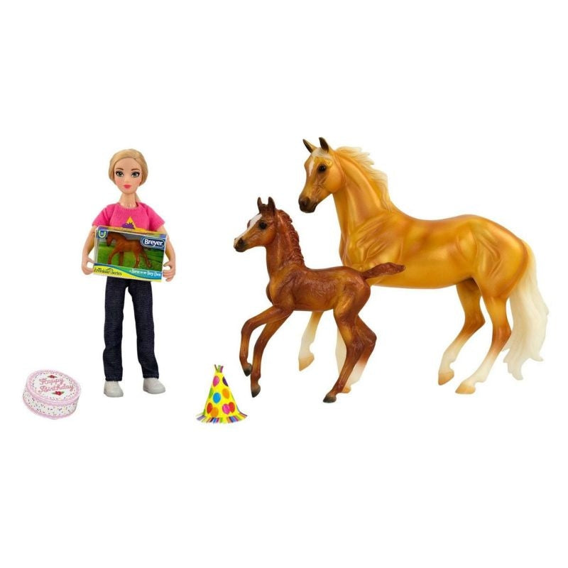 Breyer Classics Birthday at the Barn