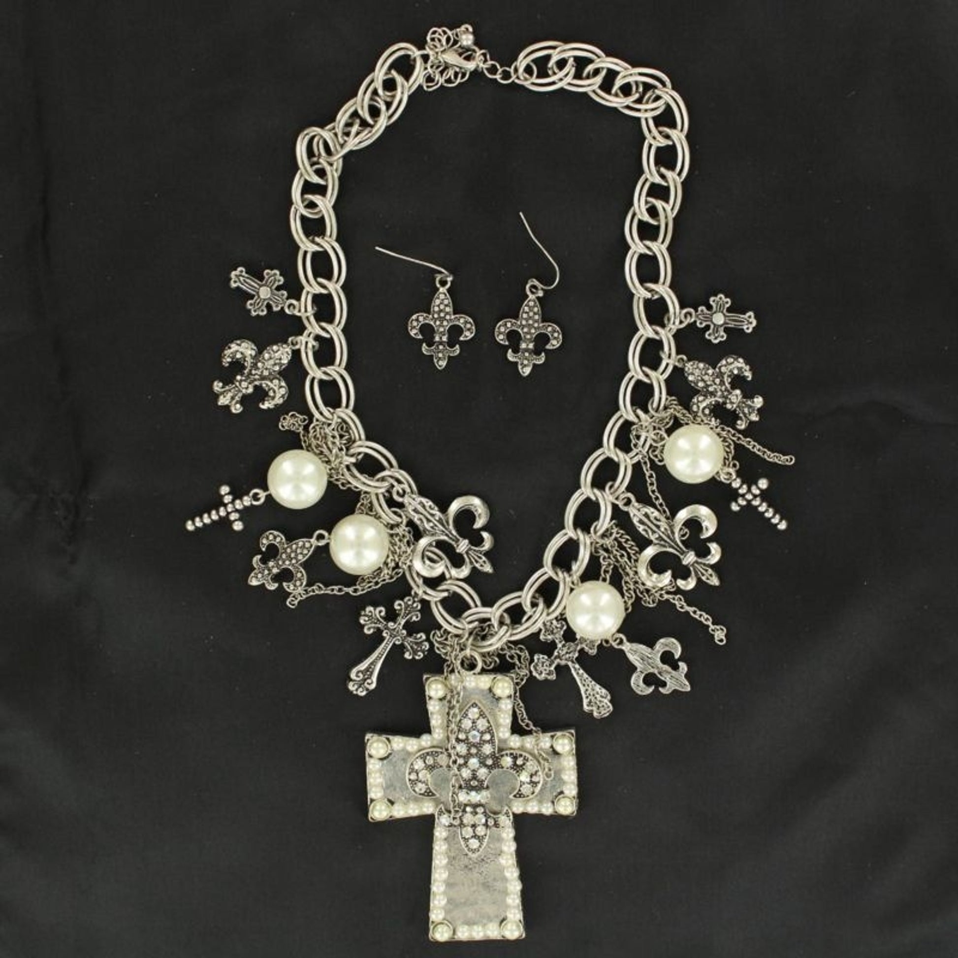 Blazin Roxx Fleur/Cross/Pearl Necklace SetPearl