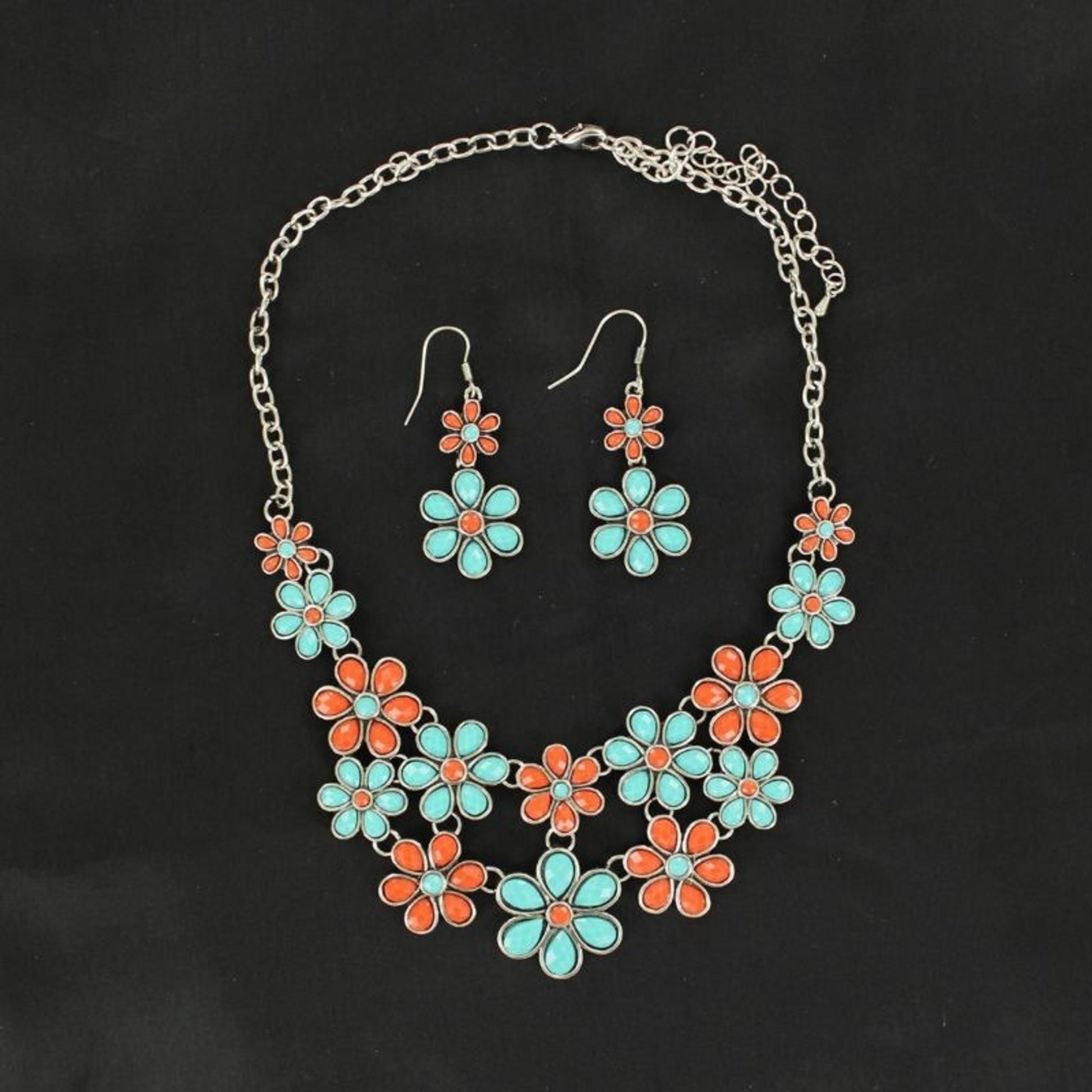 Blazin Roxx Stone Daisy Necklace SetBk/Wh