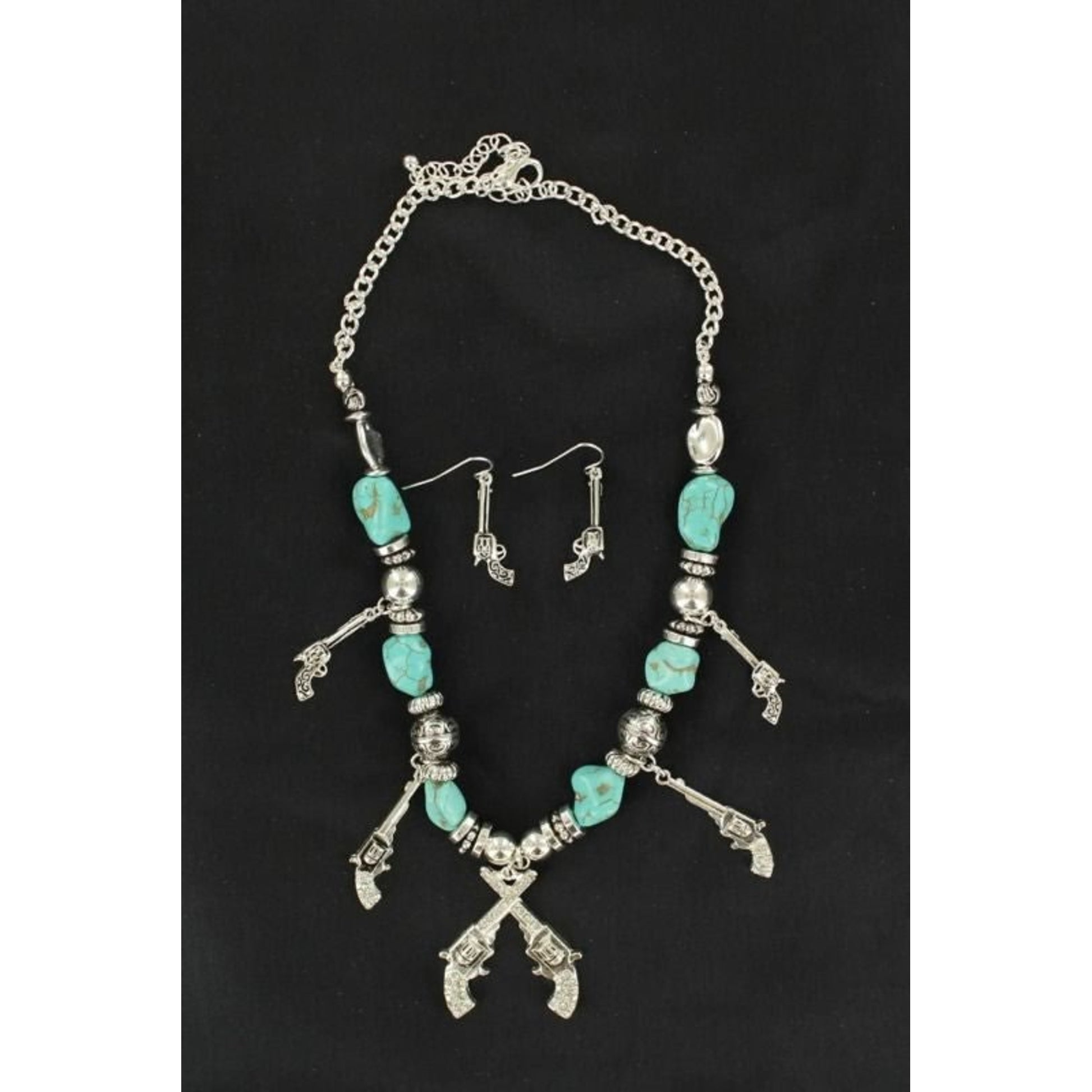 Blazin Roxx Pistols Charm Necklace SetBk/Wh