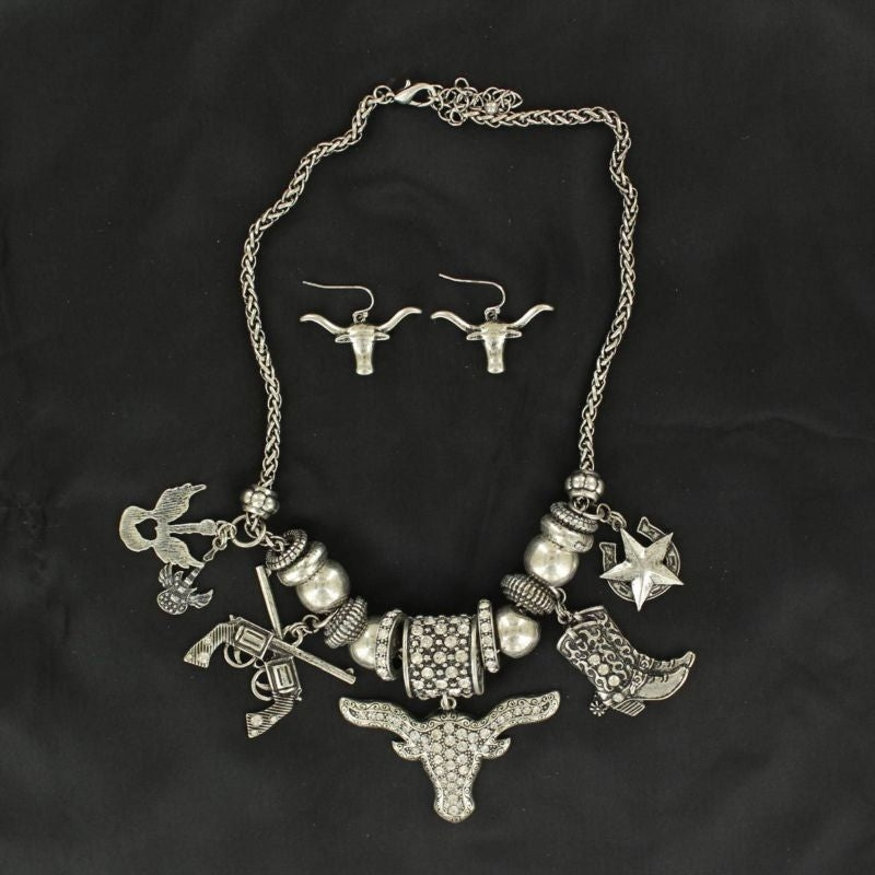 Blazin Roxx Longhorn Charm Bead NecklaceBk/Wh