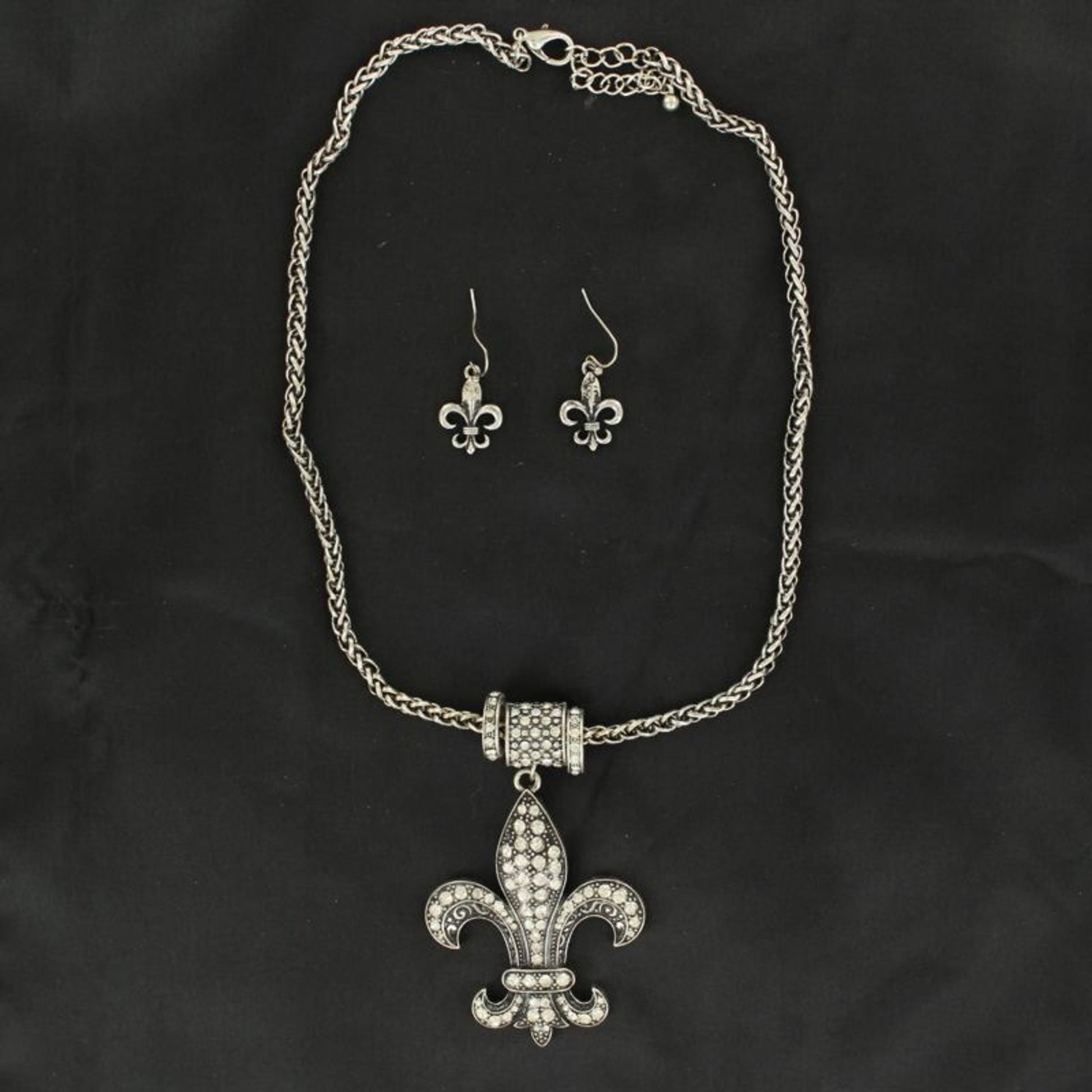 Blazin Roxx Fleur Chain Necklace/Earrings Set