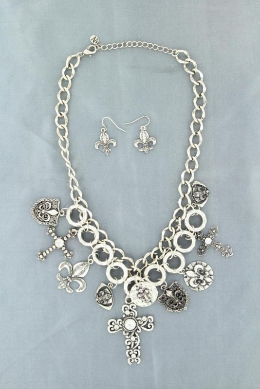 Blazin Roxx Cross/Fleur Charm Necklace Set