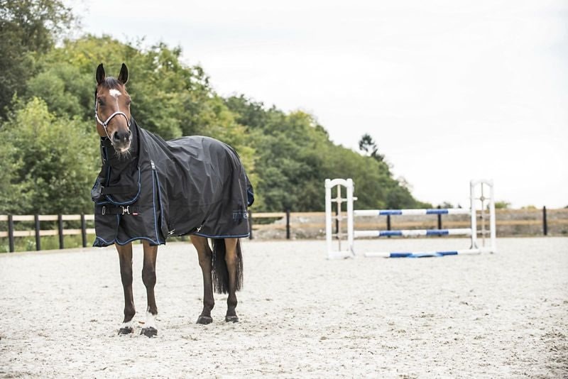 Horze Avalanche Medium Weight Turnout Blanket