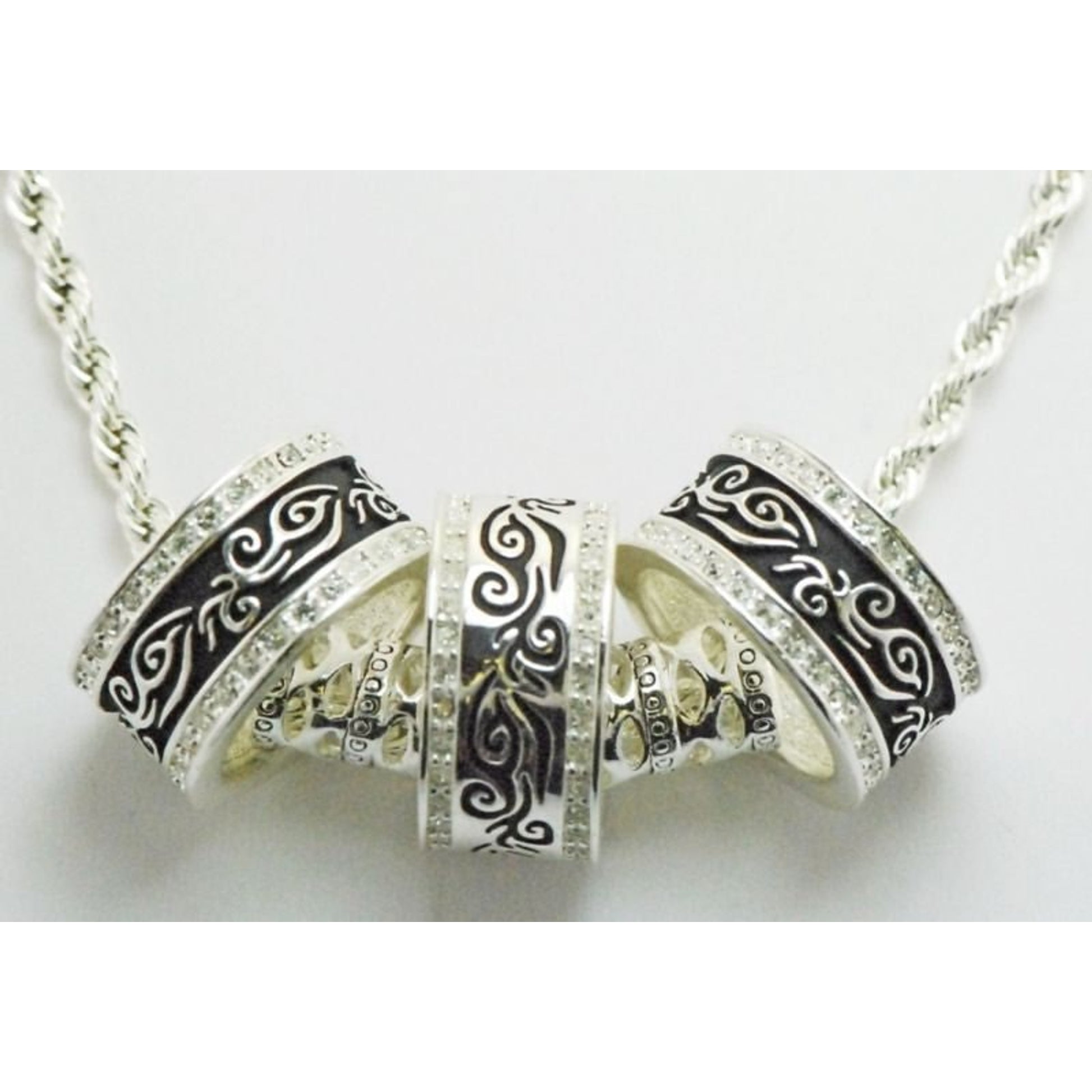 Western Edge 3 Ring Filigree Crystal Necklace