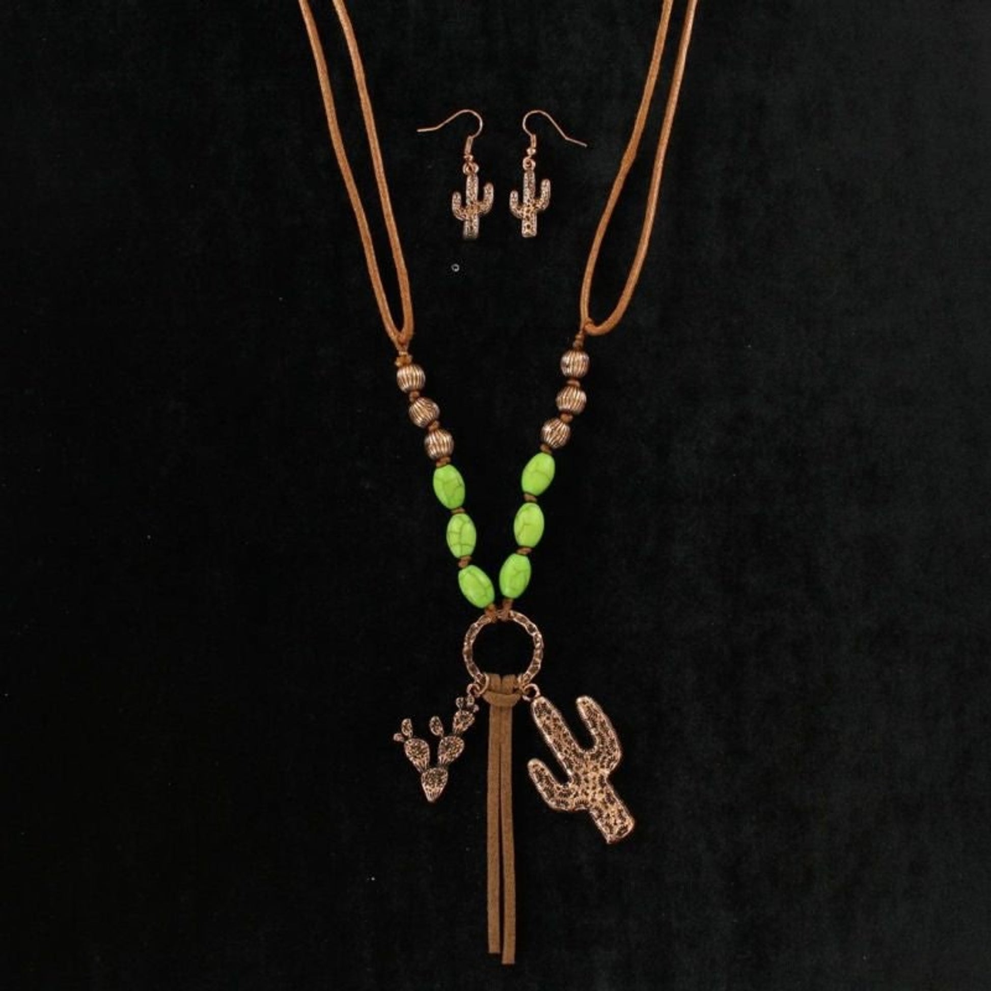 Beads And Cactus Suede Necklace/Earrings SetGrn
