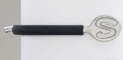 TH1498331.jpg