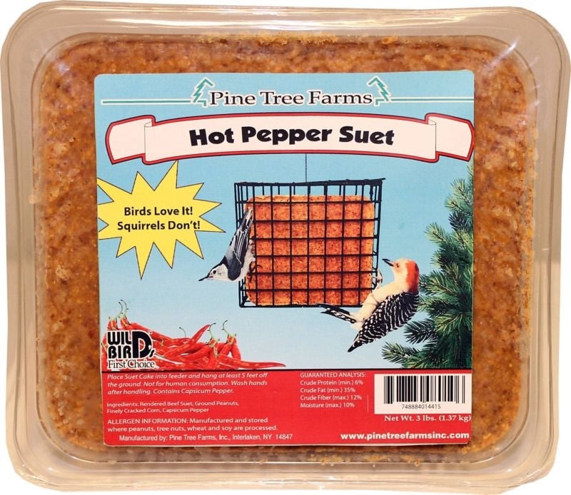 Pine Tree Farms Hot Pepper Suet Cake 3 lb