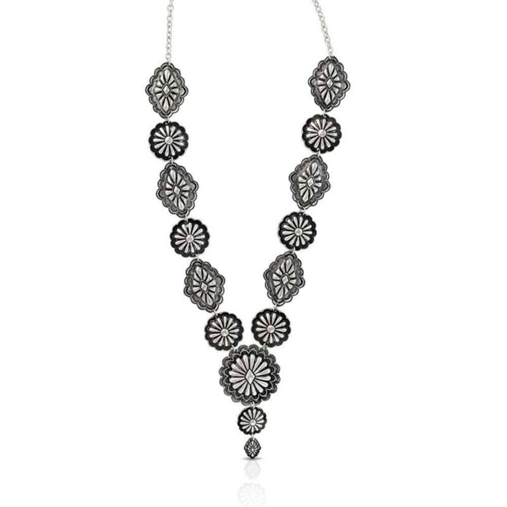 Montana Silversmiths Simply Blossoming Concho Atti