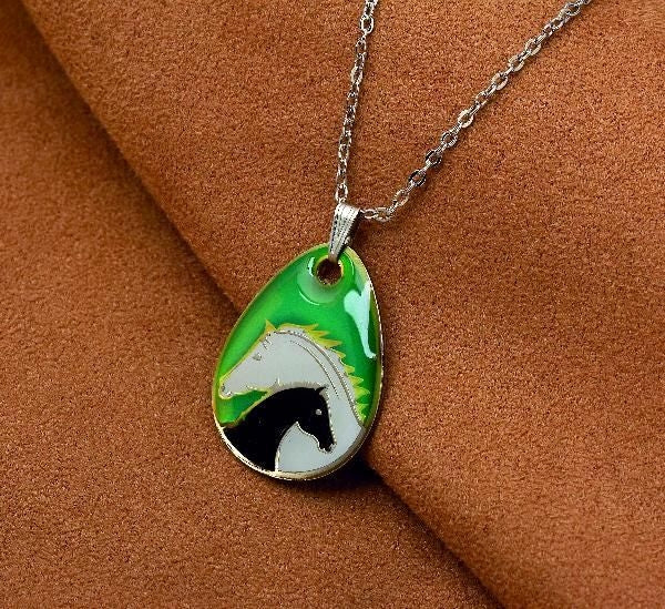 Horses Magic Necklace Steel