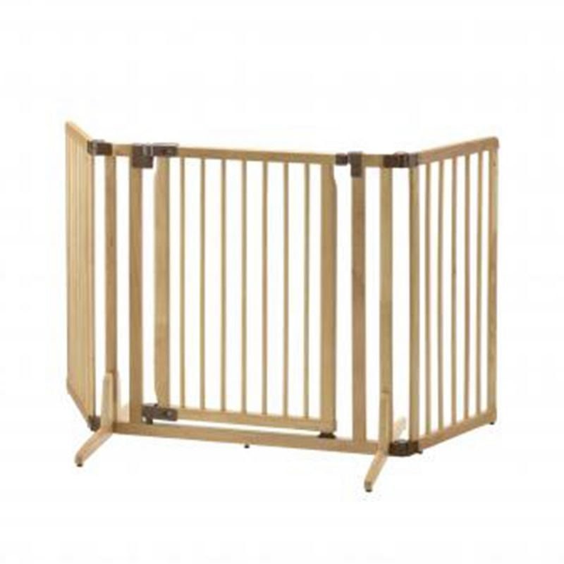Richell Natural Wooden Premium Plus Pet Gate