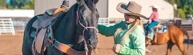 Horse Tack - 68 State Line Tack Fleece Cooler Sheet Horse Tack - 68 State Line Tack Fleece Cooler Sheet